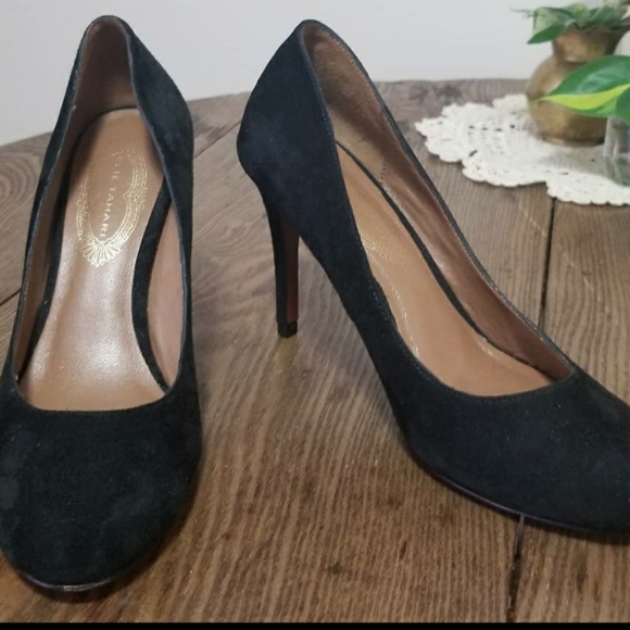 Elie Tahari - Bretta Black Suede Pump - Picture 2 of 6